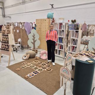 Někdy si člověk ani neuvědomí, jak velký kus cesty ušel… až do chvíle, kdy stojí před něčím, co ještě nedávno existovalo...